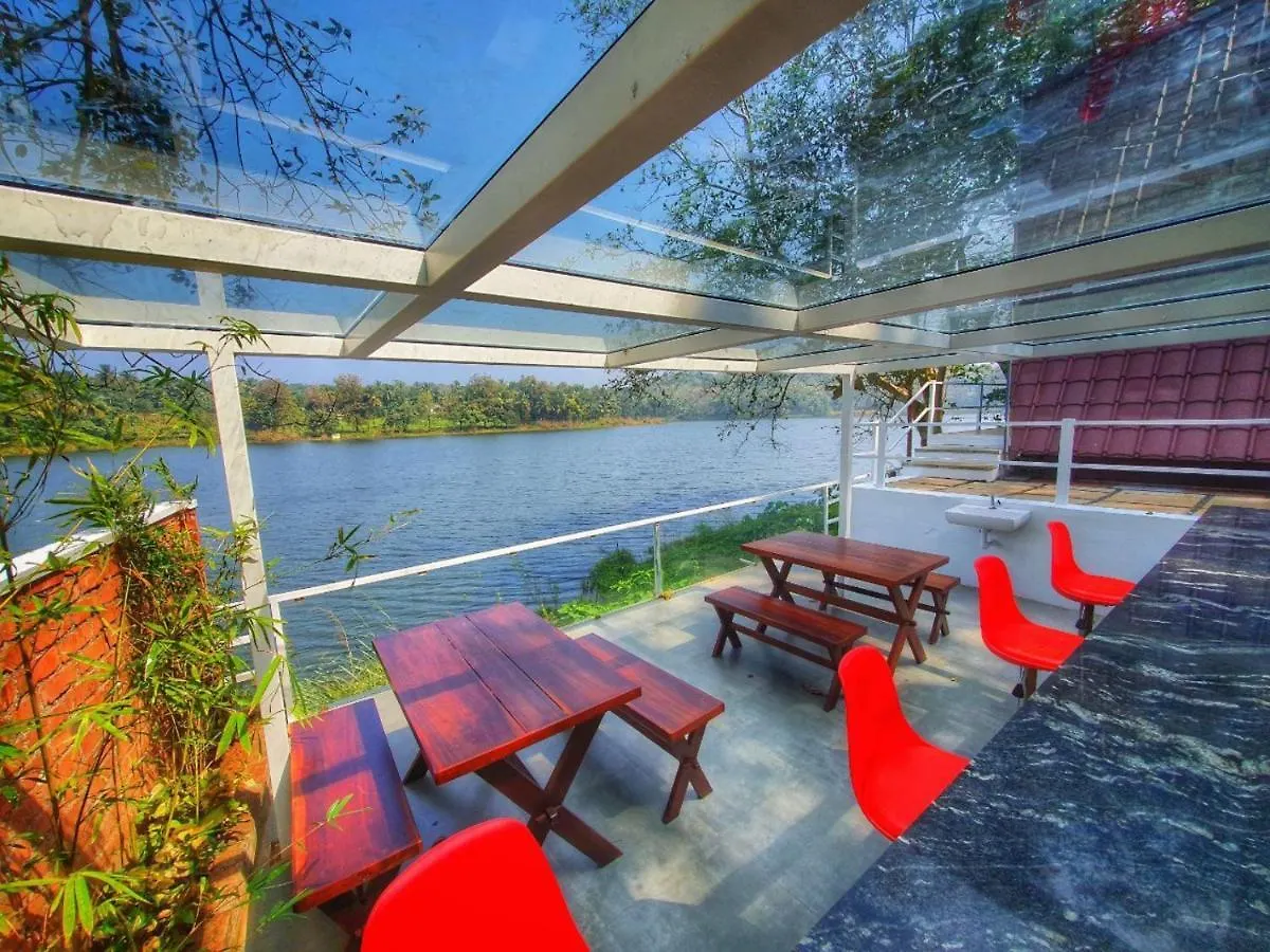 Resort Riverine Springs Wadakkanchery